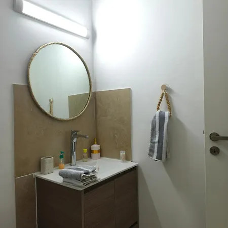 Domus Arseleandra Studio-162 דירה